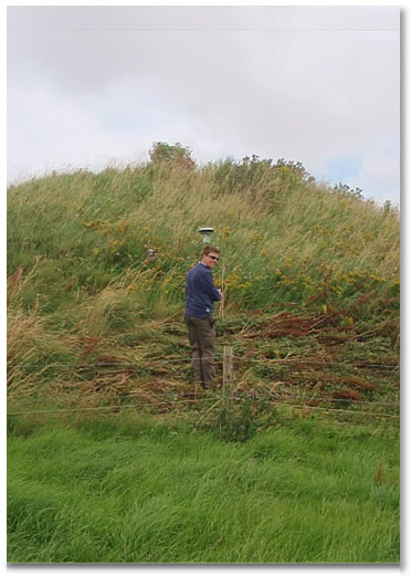 Topographic survey of Bronze Age burial mound in south Dorset Setting out the position of archaeological excavation trenches (Leica GS15)