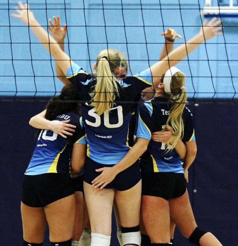 volleyball-team-celebration.jpg