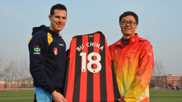 Barry Squires with China football coach