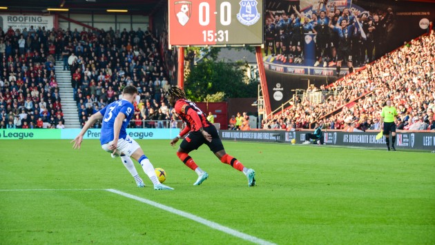 Jordan Zemura challenging for the ball