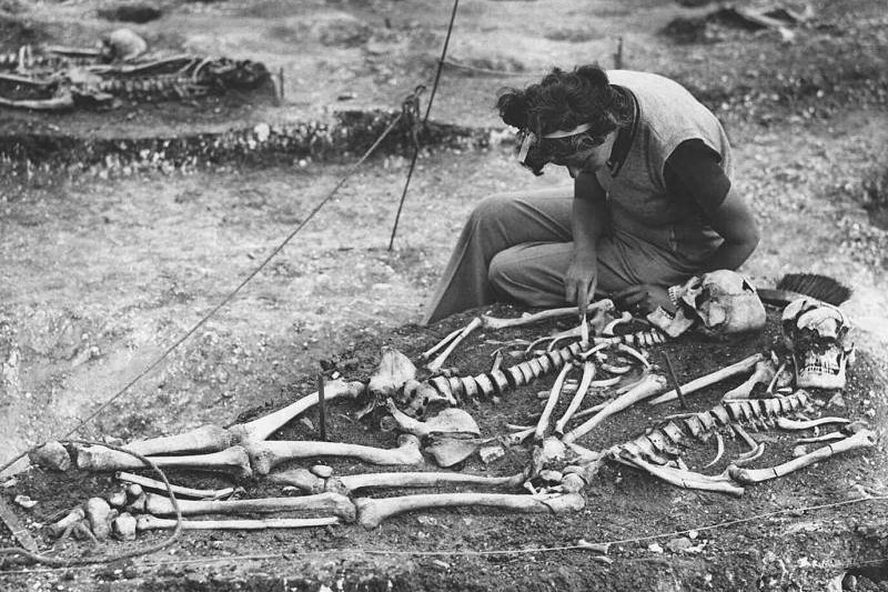 A skeleton found at Dorset’s Maiden Castle 