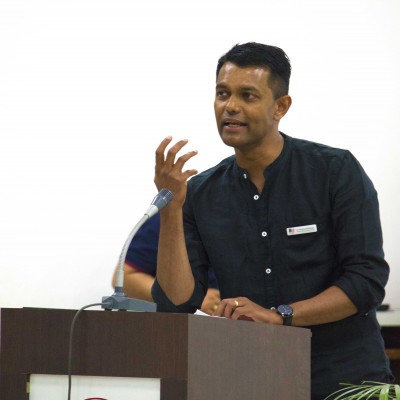 Chindu Sreedharan speaking at the Global Festival of Learning in India