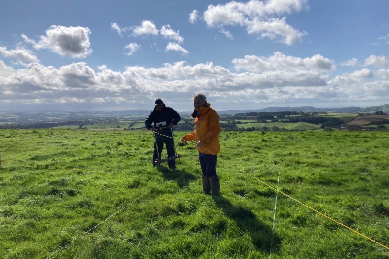 Members of Dorset Diggers Community archaeology group assisting with the resistivity survey. 