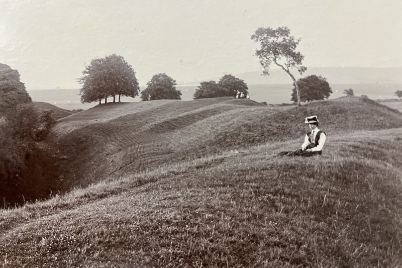 Alexander Keiller Museum Original researcher sketching the landscape