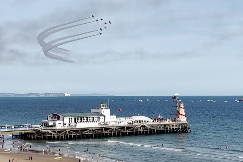 The Red Arrows flying over Bournemouth Pier