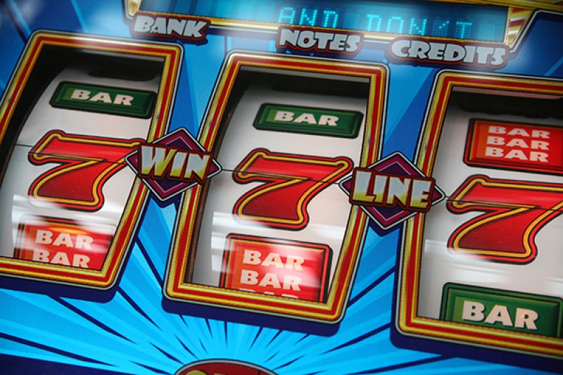 Gambling Slot Machine Image