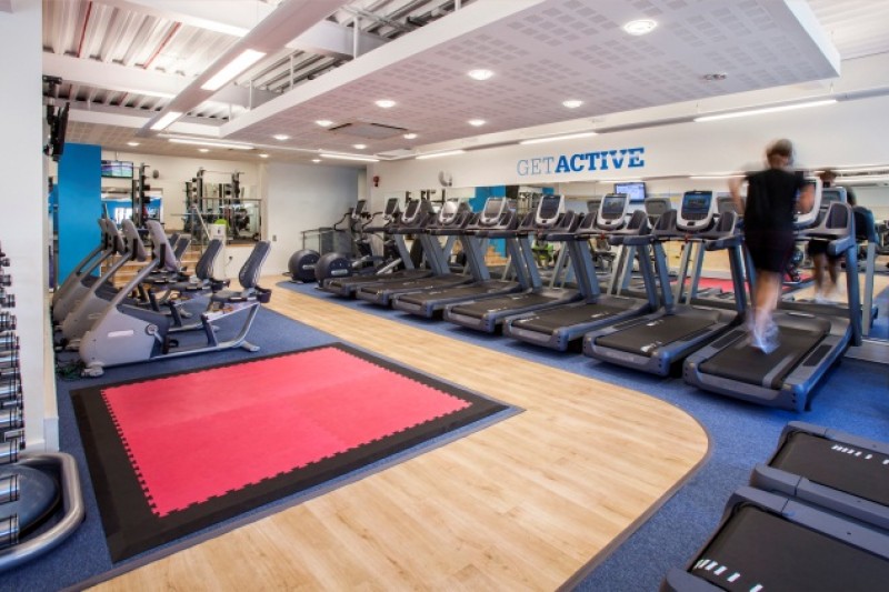Running machines at the gym SportBU running machines at the gym