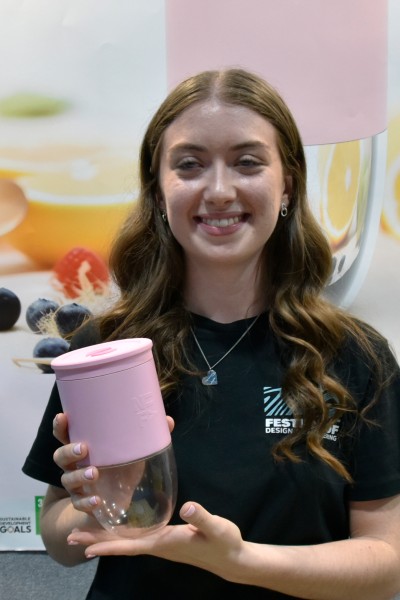 BSc (Hons) Product Design student Sophie Dorrington BSc (Hons) Product Design student Sophie Dorrington