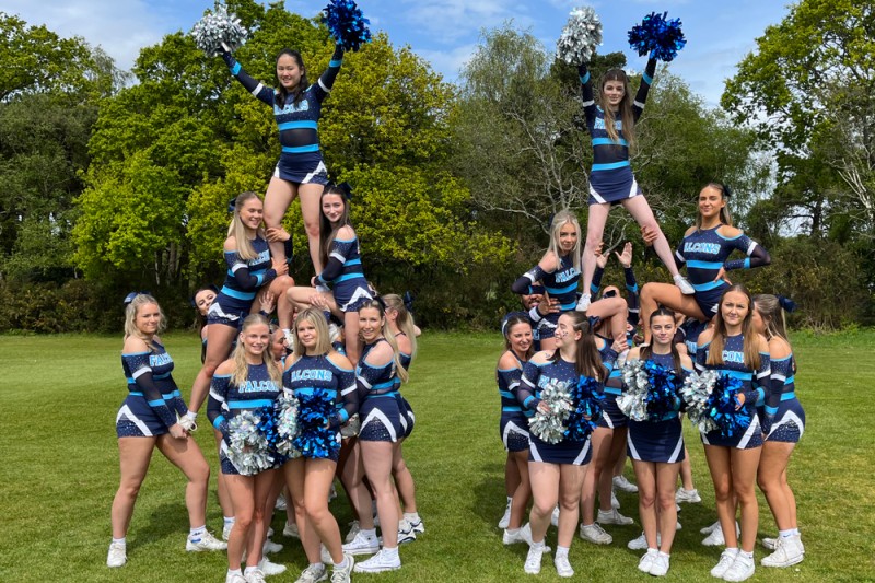 Sport BU Official Cheerleading Display Team Sport BU Official Cheerleading Display Team
