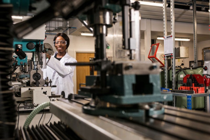 A design & engineering student in the Innovation Centre