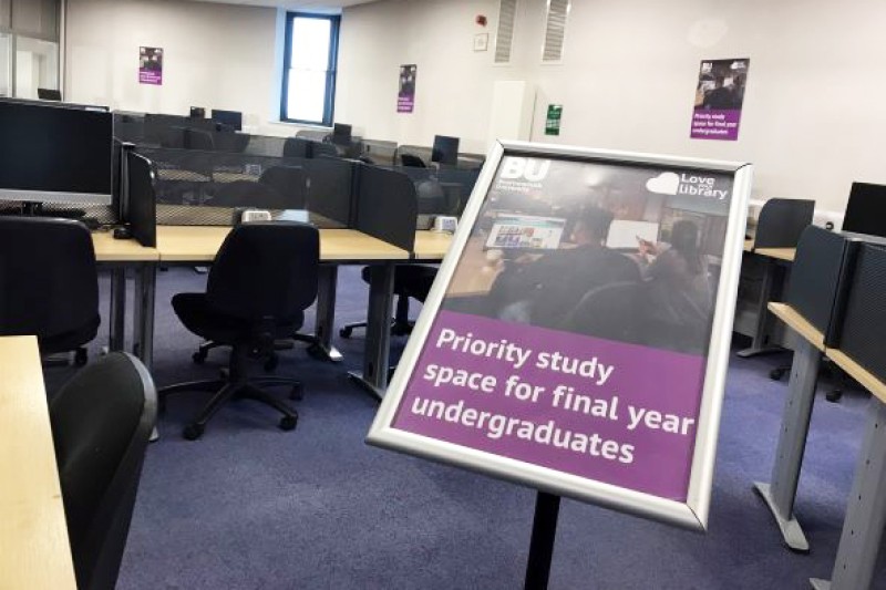 Library study space for final year undergraduate students Library study space for final year undergraduate students